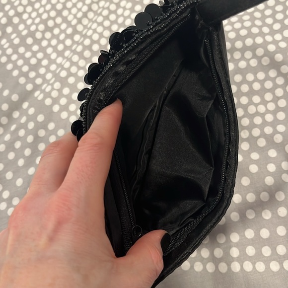 Vintage Satin and Sequin Clutch Bag - Picture 4 of 4